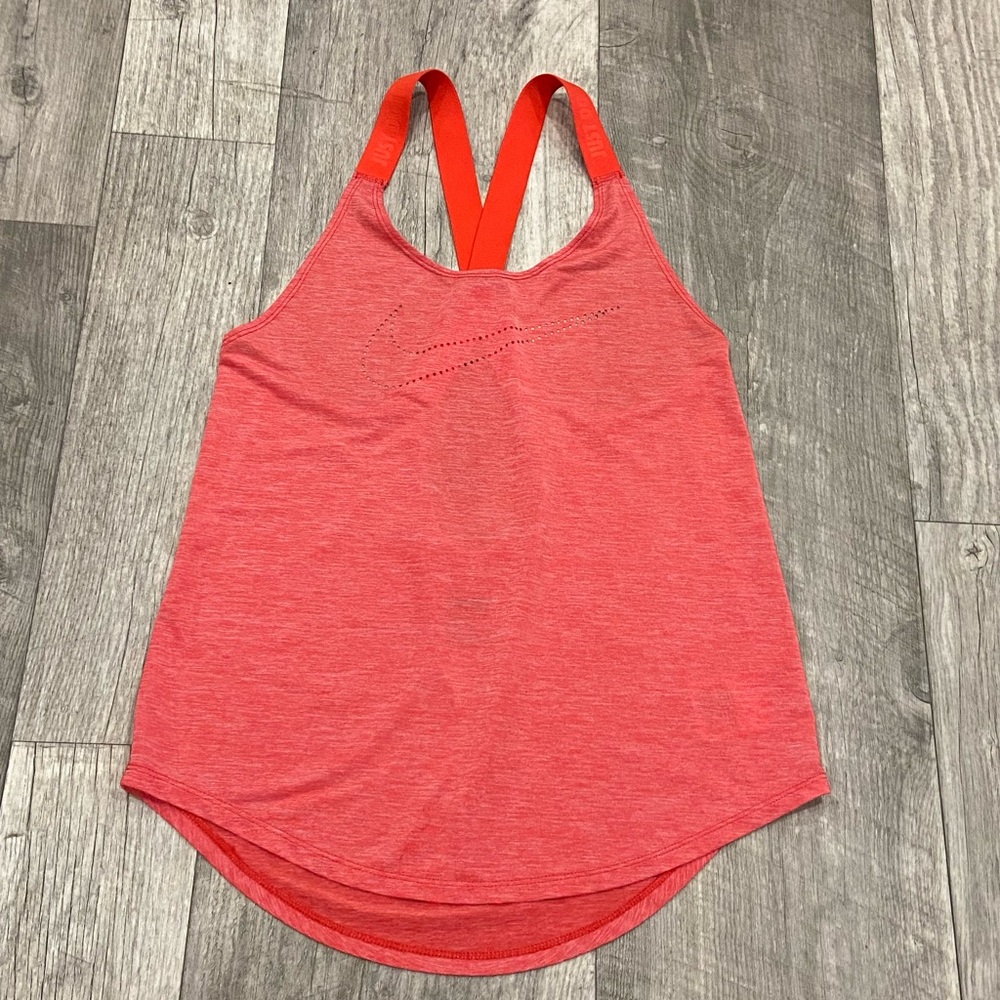 Nike Women's Vibrant Red Tank Top Size S Seamless Dri Fit Sleeveless Activewear
